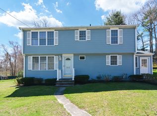 107 Willow St, Stoughton, MA 02072