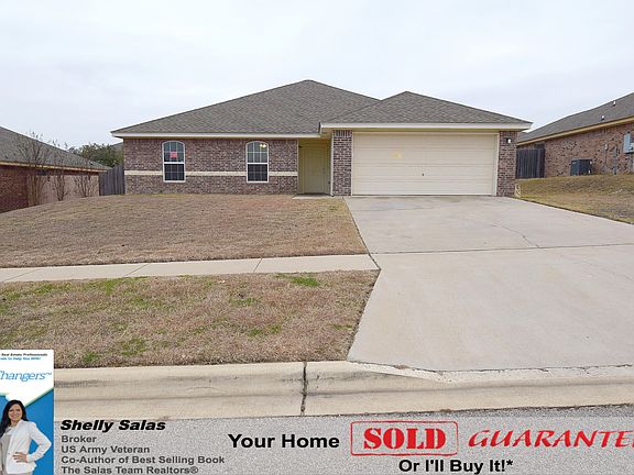 2nd image of 1401 Copper Creek Dr