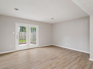 348 Indian Hills Cir #9, Clinton, TN 37716