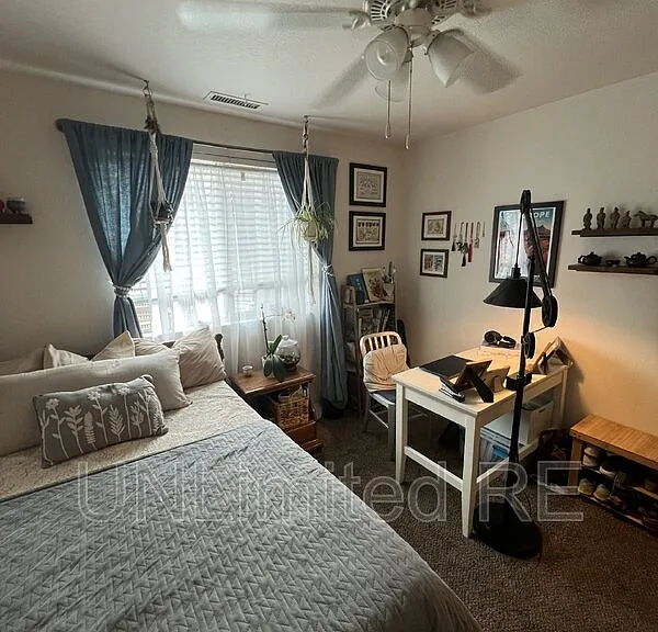 523 E Franklin Ave — Photo 5