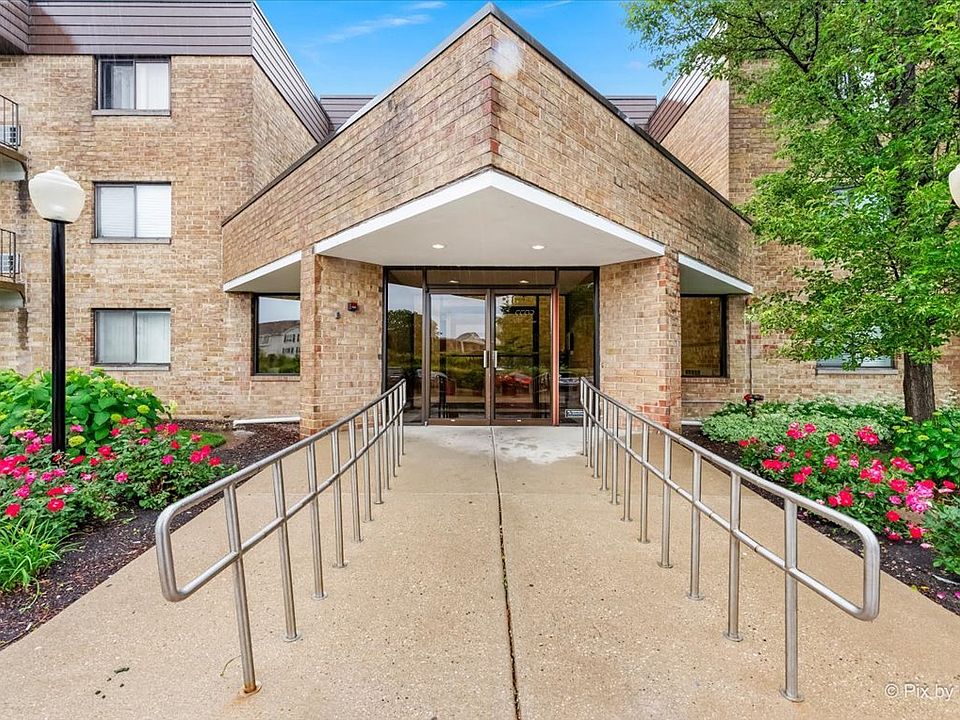1st image of 5550 Astor Ln APT 119