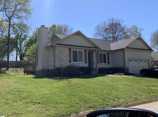 301 Waterbury Ct, Simpsonville, SC 29680