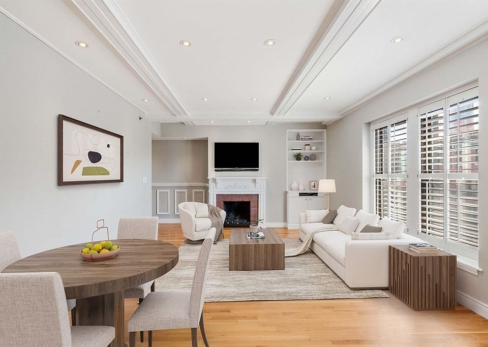 1st image of 10 Charlesgate E APT 502