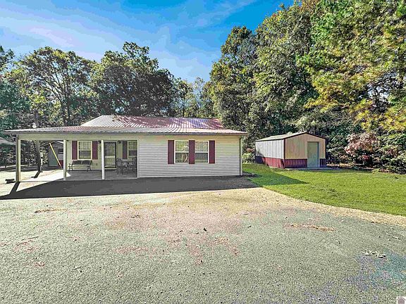 2nd image of 899 Russell Dr