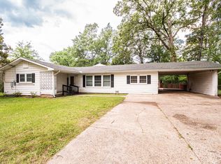1304 Maple St, Smackover, AR 71762