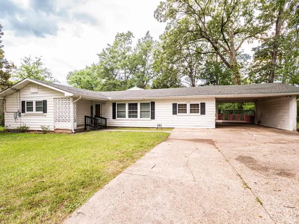 1304 Maple St, Smackover, AR 71762