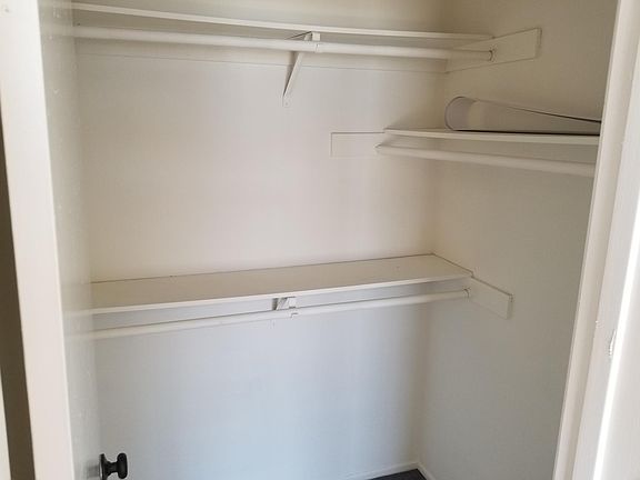 5th image of 268 E Surfside Dr #268