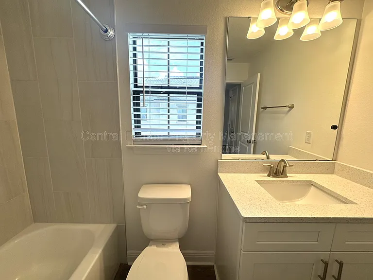 2861 Mayer St — Photo 25