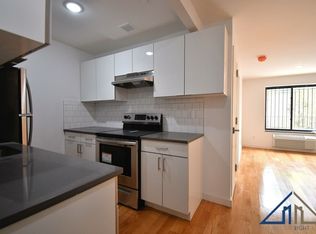 3554 Carlisle Pl #1B, Bronx, NY 10467