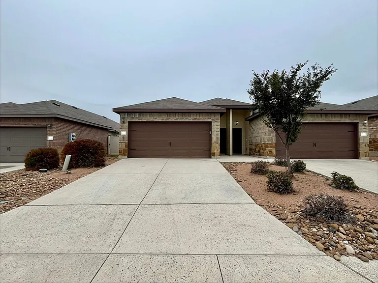206 Ragsdale Way — Photo 1