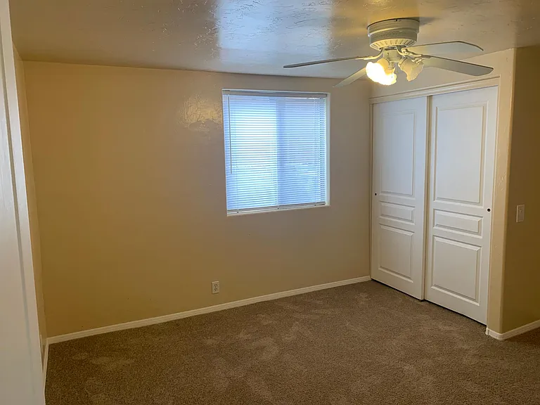 4314 N Miner Rd — Photo 3