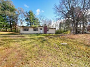 607 N Falahee Rd, Jackson, MI 49203