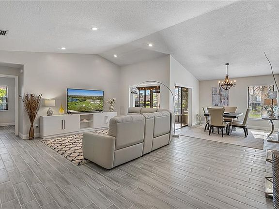 4th image of 7218 Green Pine Ct