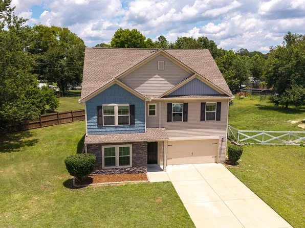 22 Vintage Oak Ct, Camden, SC 29020
