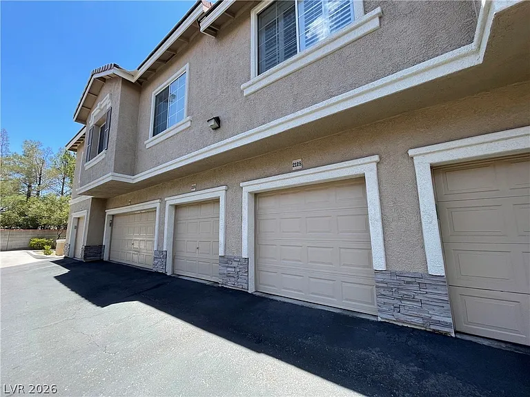 9901 Trailwood Dr #2128 — Photo 32