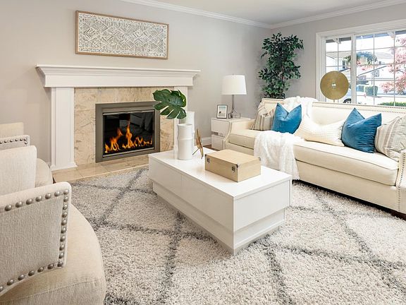 3rd image of 650 Towle Pl