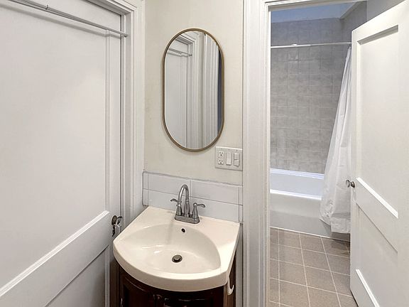 5th image of 12 Aberdeen St #2