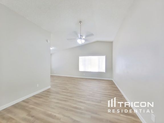 3rd image of 10826 N 41st Ave