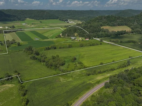 E5306 County Road P, Coon Valley, WI 54623