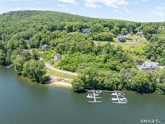 4th image of 21 Candlewood Shore