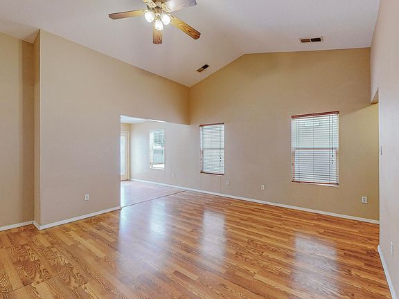 4th image of 10728 Hatch Dr NW