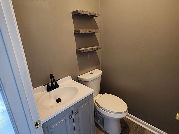 3rd image of 137 Whitburn Pl