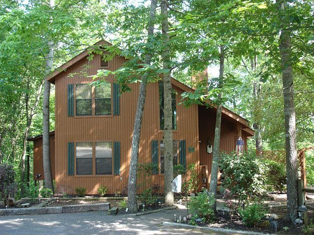 1st image of 45 Hollow Ln