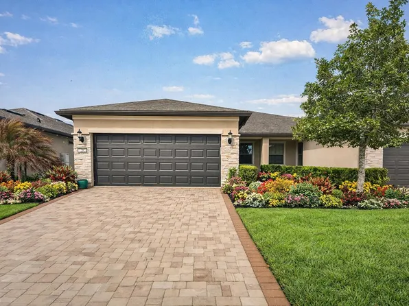 28 Rock Spring Loop St, Augustine, FL 32095