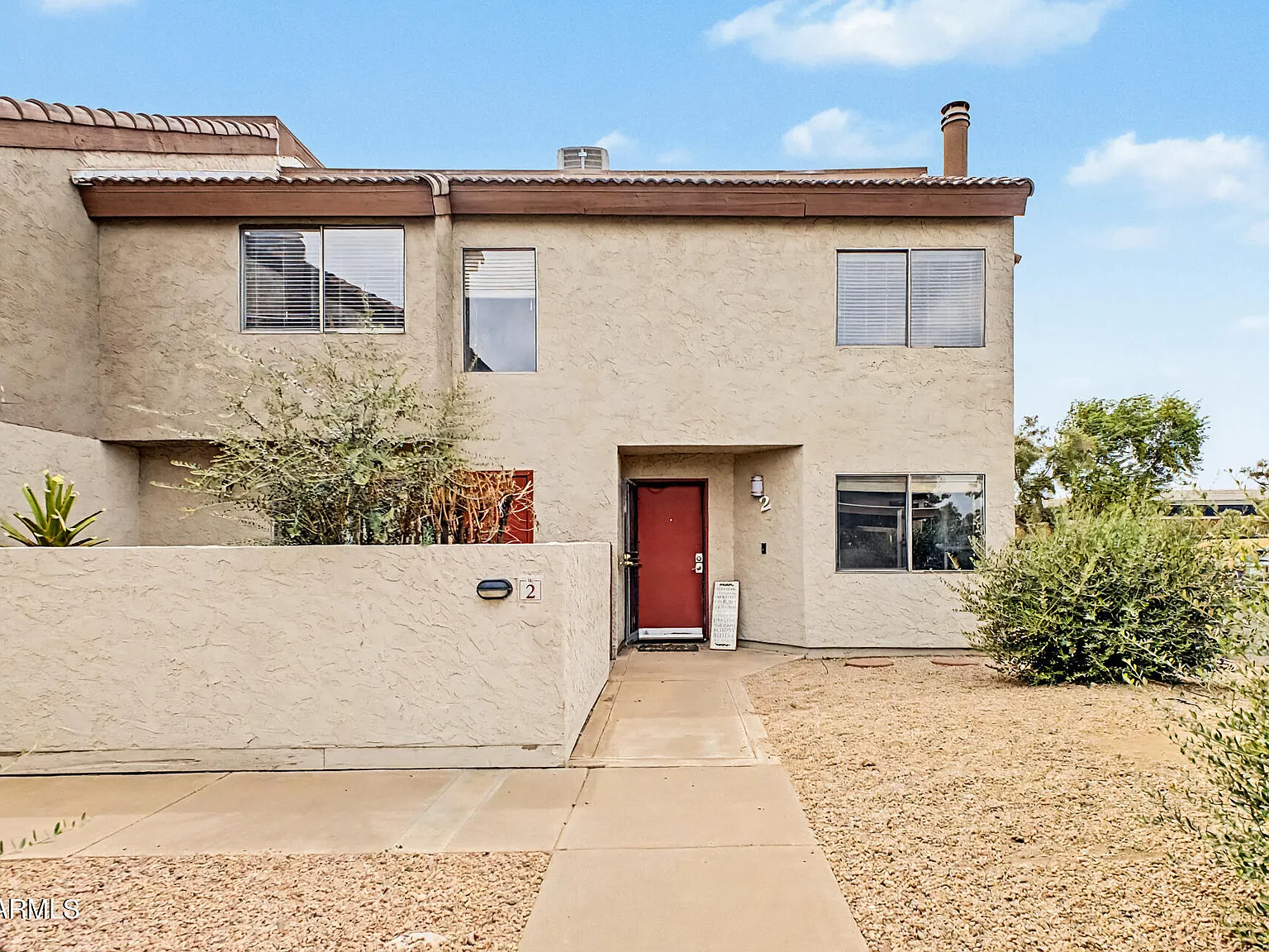 3 bed, 2.5 bath, 1296 sqft, $1,700 — Photo 3