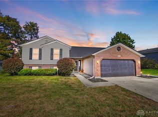 112 Krug Dr, Englewood, OH