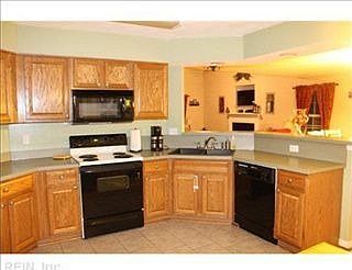 4th image of 5136 Ginger Ct