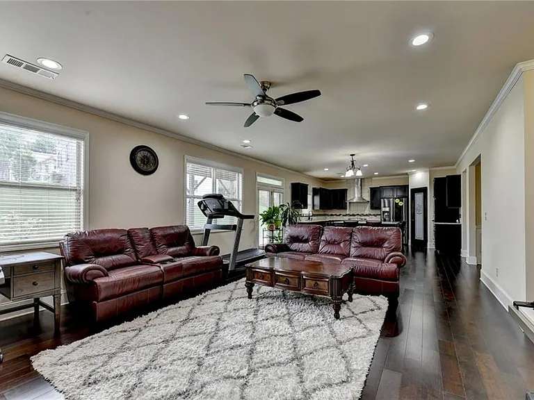 2205 Copperfield Dr — Photo 14