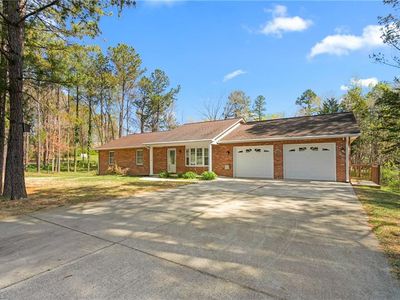 3317 Kennedy Rd, Thomasville, NC, 27360