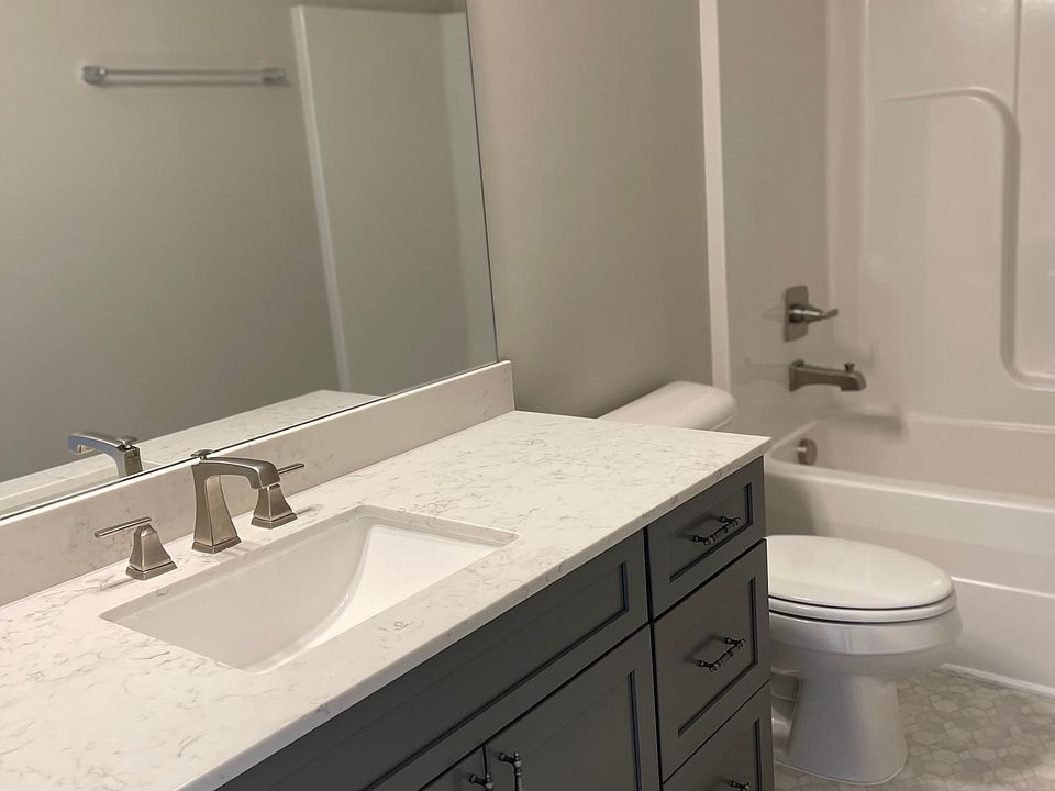 Second floor bathroom #2
