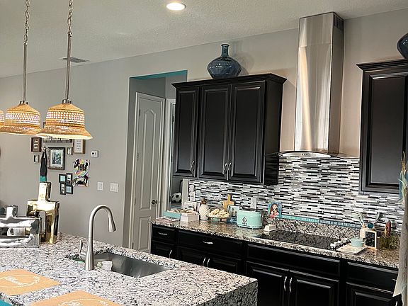 3rd image of 10386 Macduff Dr