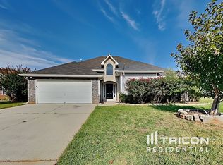 5085 Towne Park Dr, McDonough, GA 30252