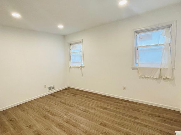 3rd image of 227 Merrymount St Floor 2