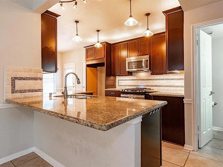 1227 Mabry Mill Rd — Photo 11