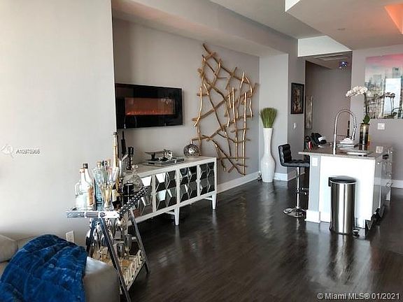 4th image of 888 Biscayne Blvd APT 4900