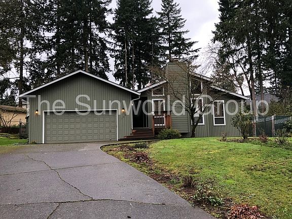 2nd image of 10806 NE Sherwood Dr