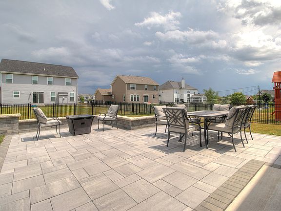 3rd image of 12337 S Dublin Ln