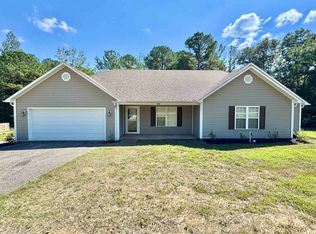 526 Stone Rd, Pinson, TN 38366