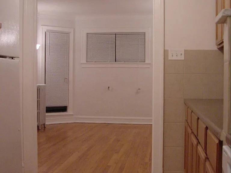 Farwell Apartments — Photo 44