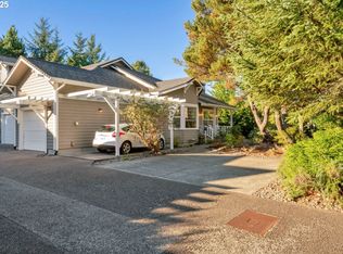 2014 Royal Street Georges Dr, Florence, OR 97439