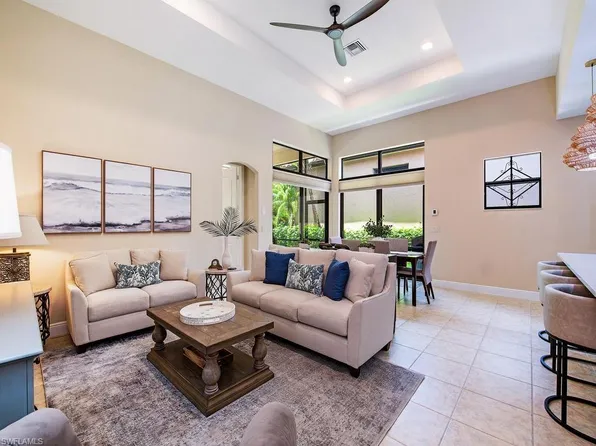 7890 Allende LN, NAPLES, FL 34113