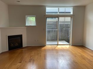 235 11th Ave E, Seattle, WA 98102