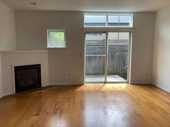 235 11th Ave E, Seattle, WA 98102