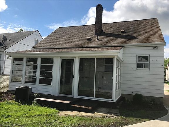 4th image of 14511 Reddington Ave