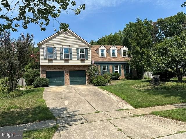 1st image of 236 Autumn Chase Dr