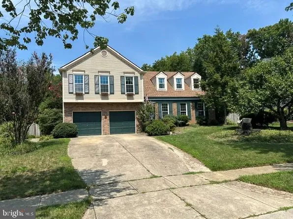 236 Autumn Chase Dr, Annapolis, MD 21401